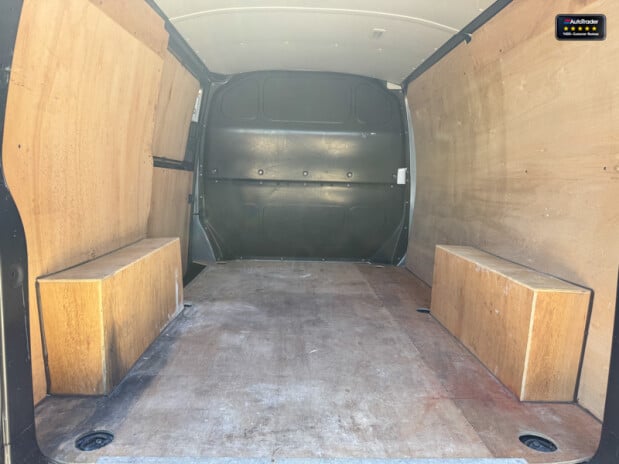 Volkswagen Transporter AUTO SWB L1H1 T30 204Bhp Tdi Highline Air Con Camera Sensors EURO 6 NO VAT 9