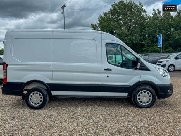 Ford Transit MWB L2H2 Medium Roof 350 Trend Air Con Nav Sensors EURO 6 5