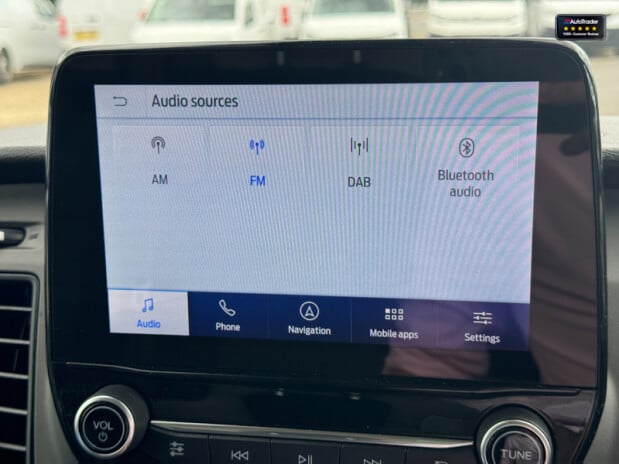 Ford Transit MWB L2H2 Medium Roof 350 Trend Air Con Nav Sensors EURO 6 25