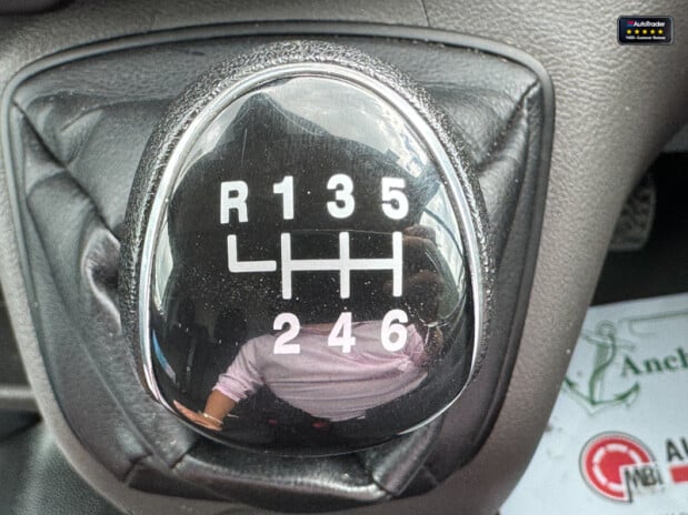 Ford Transit MWB L2H2 Medium Roof 350 Trend Air Con Nav Sensors EURO 6 36