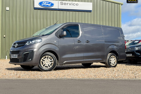 Vauxhall Vivaro LWB L2H1 2900 Sportive Air Con Twin Side Door EURO 6 NO VAT