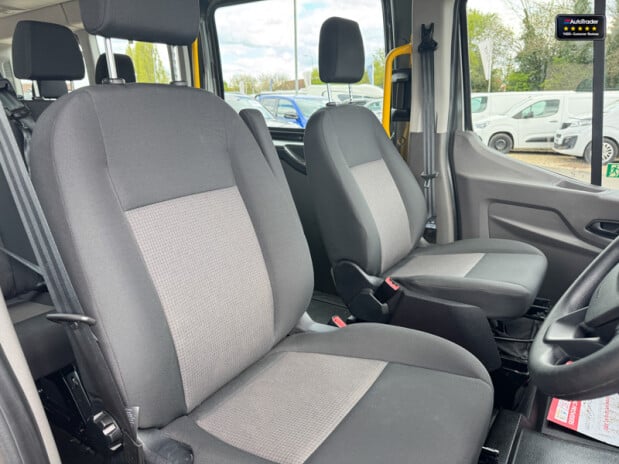 Ford Transit AUTO 17 Seat Minibus L4H3 High Roof Air con 165Bhp Pan Roof Heated Front Sc 25