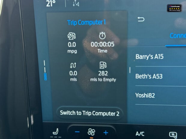 Ford Transit Custom SWB L1H1 [SOLD KH] 300 Limited Air Con Alloys Sensors EURO 6 28