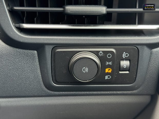 Ford Transit Custom SWB L1H1 [SOLD KH] 300 Limited Air Con Alloys Sensors EURO 6 21