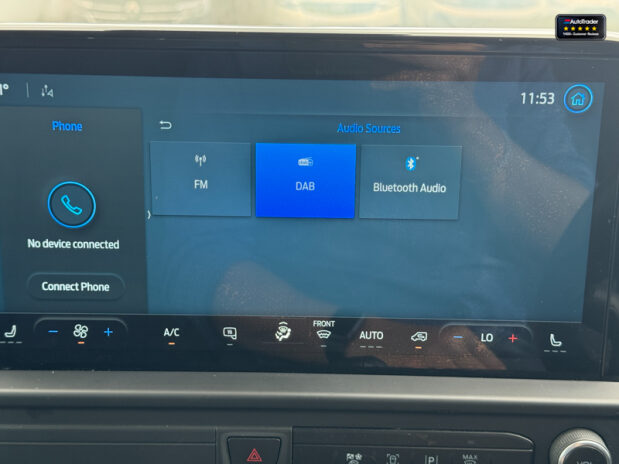 Ford Transit Custom SWB L1H1 [SOLD KH] 300 Limited Air Con Alloys Sensors EURO 6 25