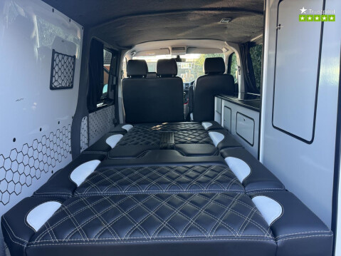 Volkswagen Transporter Camper SWB L1 4 Seats Rock & Roll Bed Cruise Alloys Air Con Heat-Screen 19