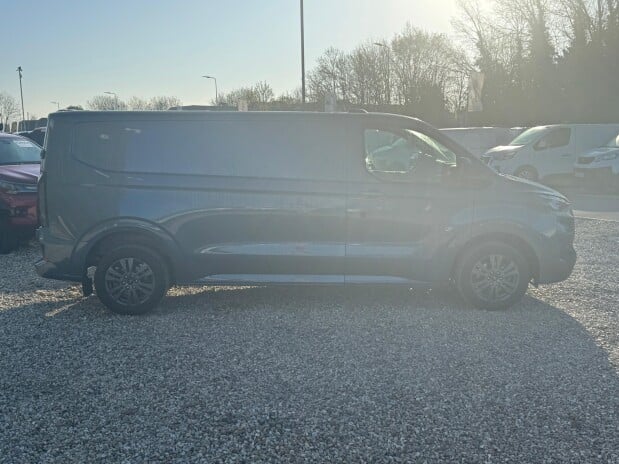 Ford Transit Custom AUTO LWB L2H1 320 Limited Air Con Camera Sensors EURO 6 6