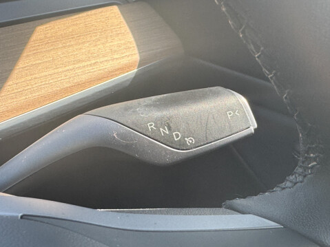 Tesla Model 3 (Sold) Standard Range Plus Saloon 4dr Electric Auto RWD (241 bhp) 14