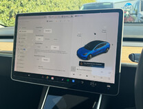 Tesla Model 3 (Sold) Standard Range Plus Saloon 4dr Electric Auto RWD (241 bhp) 18