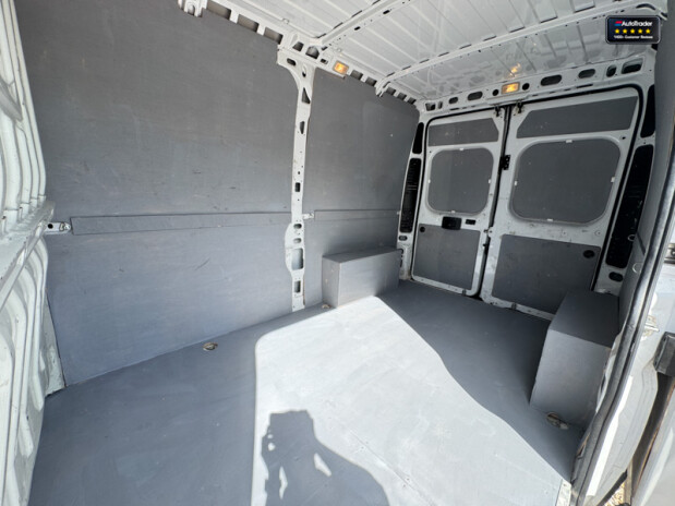 Citroen Relay MWB L2H2 Medium Roof 35 Enterprise Air Con Cruise Navigation EURO 6 11
