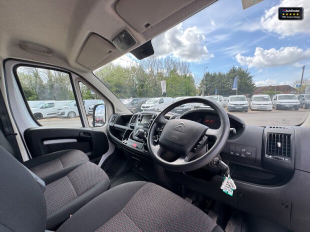Citroen Relay MWB L2H2 Medium Roof 35 Enterprise Air Con Cruise Navigation EURO 6 15