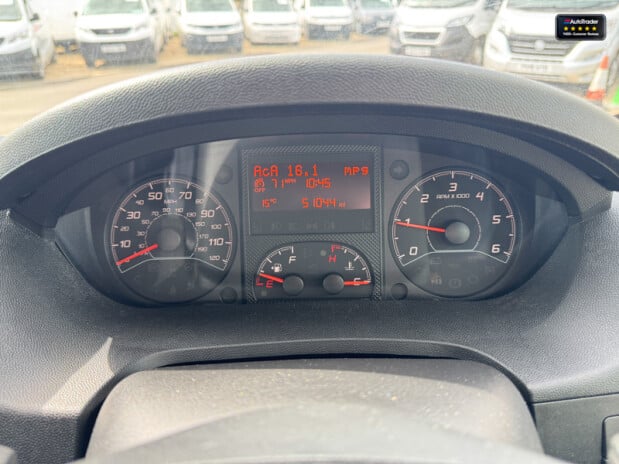 Citroen Relay MWB L2H2 Medium Roof 35 Enterprise Air Con Cruise Navigation EURO 6 19