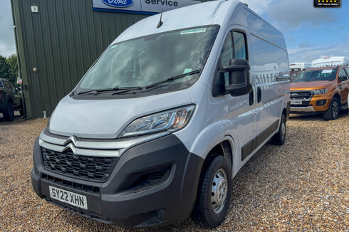 Citroen Relay MWB L2H2 Medium Roof 35 Enterprise Air Con Cruise Navigation EURO 6