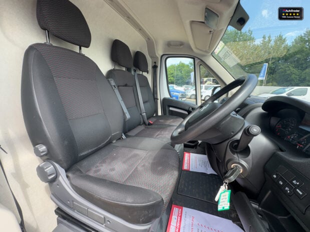 Citroen Relay MWB L2H2 Medium Roof 35 Enterprise Air Con Cruise Navigation EURO 6 14
