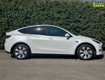 Tesla Model Y SUV 5dr Electric Motor Auto RWD (346 ps) 32