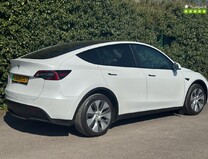 Tesla Model Y SUV 5dr Electric Motor Auto RWD (346 ps) 33