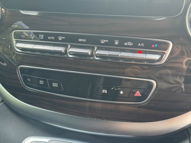 Mercedes-Benz Eqv EQV 300e 90kWh Sport Electric Nav Heated Seats Camera Alloys (204 ps) 9
