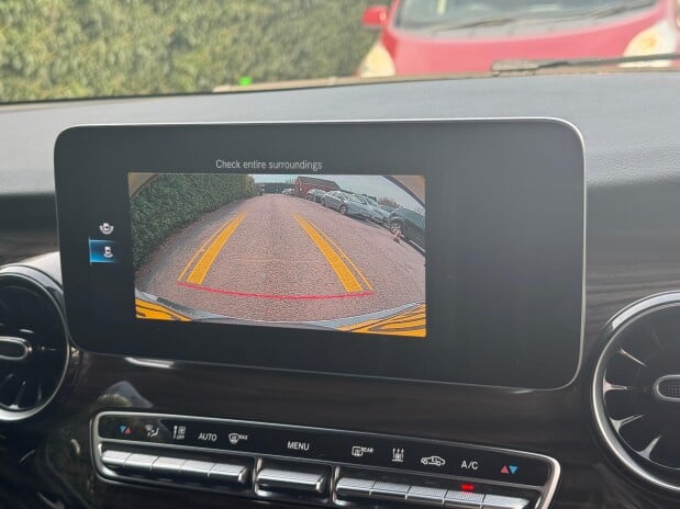 Mercedes-Benz Eqv EQV 300e 90kWh Sport Electric Nav Heated Seats Camera Alloys (204 ps) 27