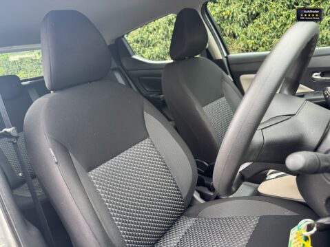 Nissan MICRA 1.0 IG-T Acenta Hatchback 5dr Petrol XTRON Euro 6 (s/s) (100 ps) 10