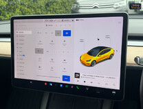 Tesla Model 3 Standard Range Plus Saloon 4dr Electric Auto RWD (241 bhp) 17