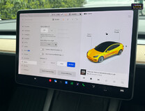 Tesla Model 3 Standard Range Plus Saloon 4dr Electric Auto RWD (241 bhp) 22