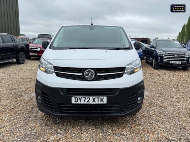 Vauxhall Vivaro LWB L2H1 F2900 Dynamic Twin Side Door EURO 6 NO VAT 3
