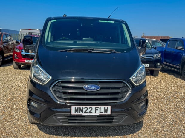Ford Transit Custom Crew Cab SWB L1H1 320 Limited Alloys Camera Sensors EURO 6 4