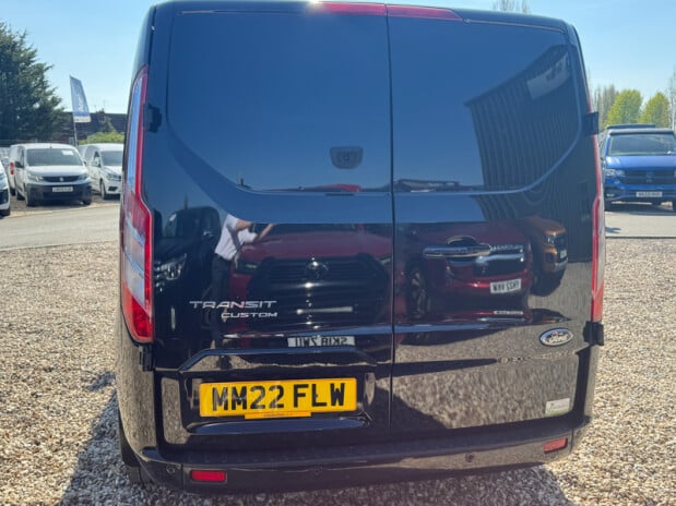Ford Transit Custom Crew Cab SWB L1H1 320 Limited Alloys Camera Sensors EURO 6 8