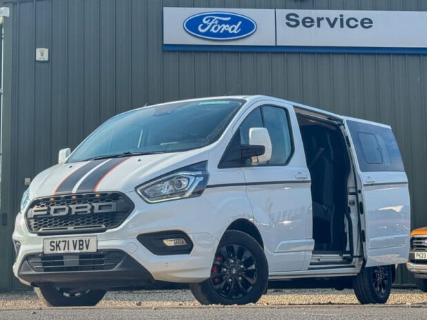 Ford Transit Custom AUTO Crew Cab SWB L1H1 300 Limited Air Con Cam Sensors EURO 6 NO VAT 1
