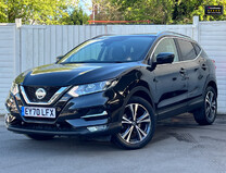 Nissan Qashqai 1.3 DIG-T N-Connecta SUV 5dr Petrol Manual Euro 6 (s/s) (140 ps)[Tadley] 1