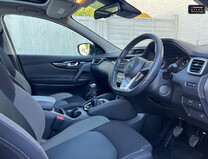 Nissan Qashqai 1.3 DIG-T N-Connecta SUV 5dr Petrol Manual Euro 6 (s/s) (140 ps)[Tadley] 9
