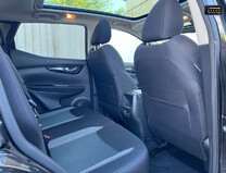 Nissan Qashqai 1.3 DIG-T N-Connecta SUV 5dr Petrol Manual Euro 6 (s/s) (140 ps)[Tadley] 11