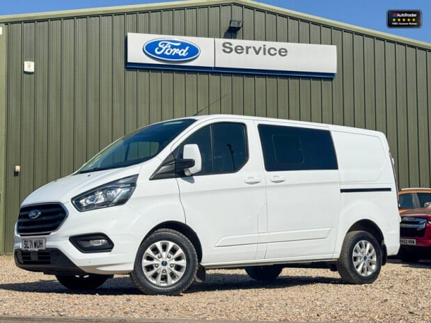 Ford Transit Custom Crew Cab SWB L1H1 300 Limited Air Con Camera Sensors EURO 6 NO VAT 1