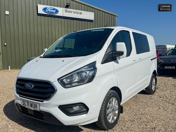 Ford Transit Custom Crew Cab SWB L1H1 300 Limited Air Con Camera Sensors EURO 6 NO VAT 3