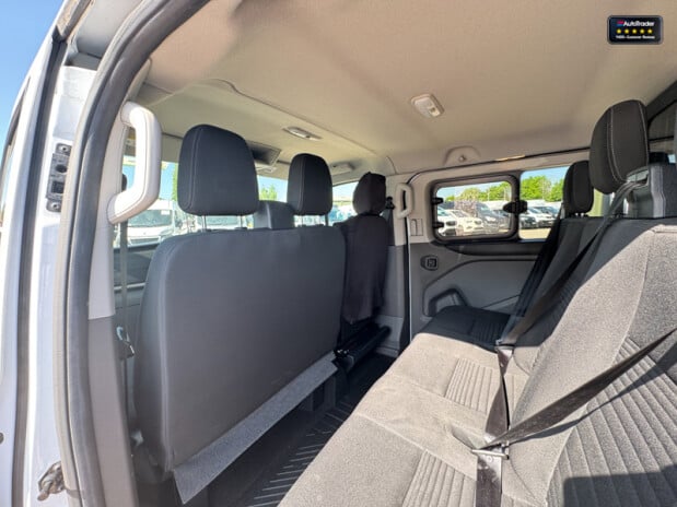 Ford Transit Custom Crew Cab SWB L1H1 300 Limited Air Con Camera Sensors EURO 6 NO VAT 13