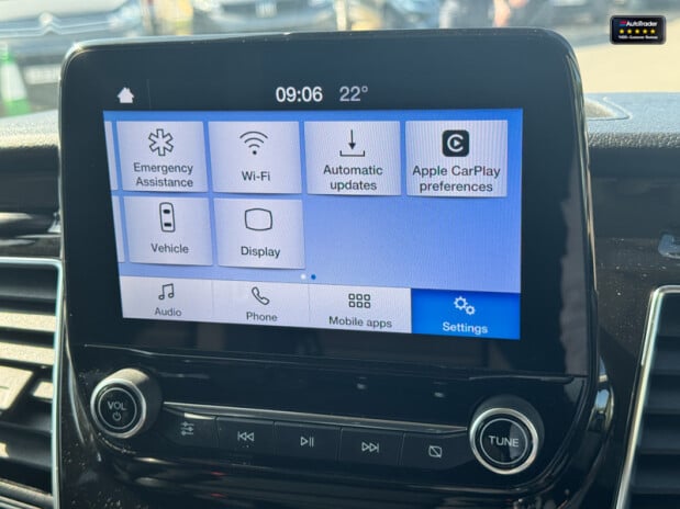 Ford Transit Custom Crew Cab SWB L1H1 300 Limited Air Con Camera Sensors EURO 6 NO VAT 33