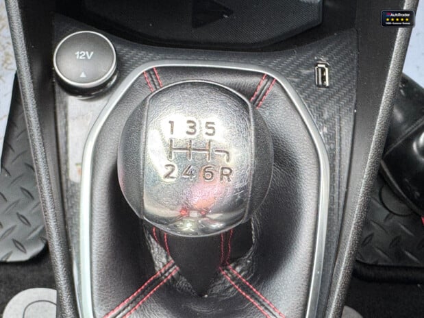 Ford Fiesta SWB L1H1 Low Roof Sport Air Con Alloys Sensors EURO 6 35