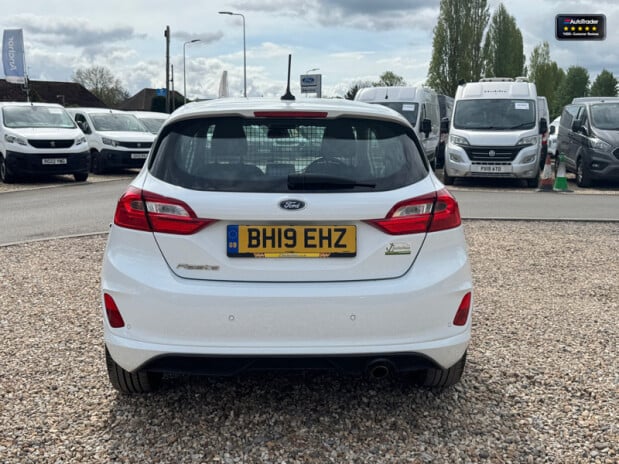Ford Fiesta SWB L1H1 Low Roof Sport Air Con Alloys Sensors EURO 6 7