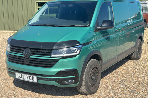 Volkswagen Transporter AUTO LWB [SOLD CM] L2H1 Highline Air Con Camera Cruise EURO 6
