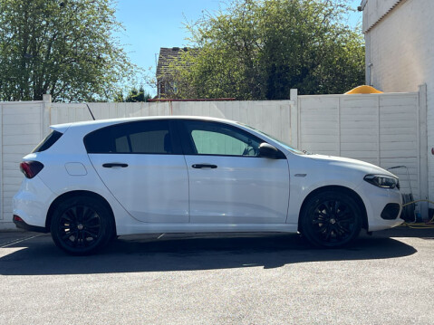 Fiat Tipo (Sold)1.4 MPI Easy Hatchback 5dr Petrol Manual Euro 6 (95 ps) 4