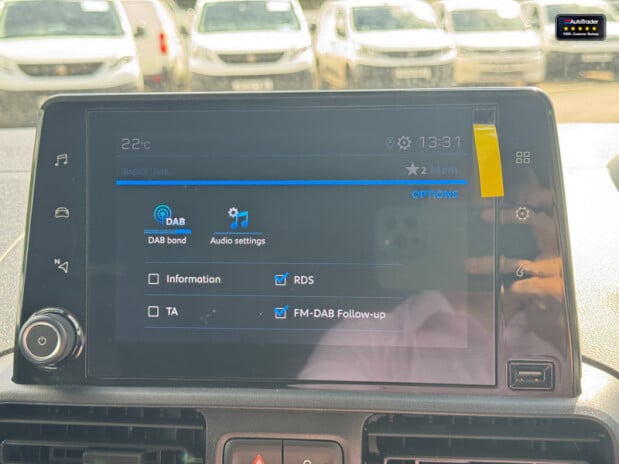 Peugeot Partner Crew Cab LWB L2H1 Bluehdi Professional Premium Plus Air Con EURO 6 24