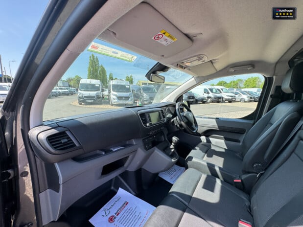 Citroen Dispatch MWB L2H1 [SOLD CR] 1400 Enterprise Bluehdi Air Con EURO 6 NO VAT 12