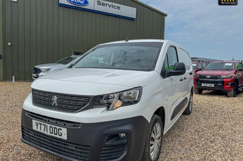 Peugeot Partner LWB L2H1 Bluehdi Professional Premium Air Con Sensors EURO 6 NO VAT