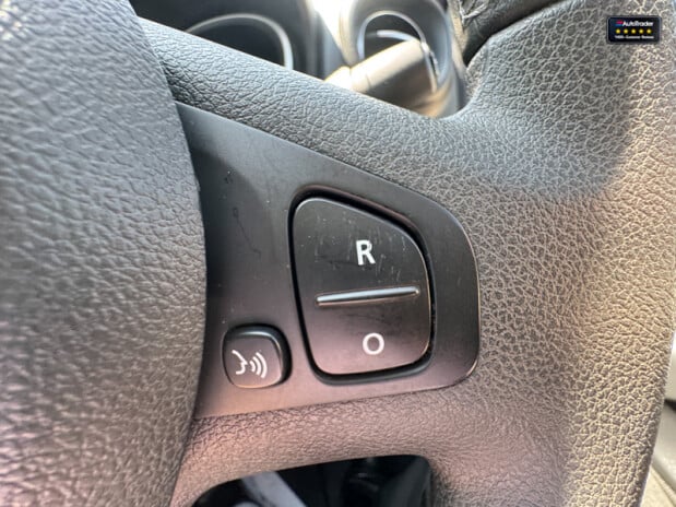 Renault Trafic LWB L2H1 Black Edition Energy Air Con Cam Nav EURO 6 NO VAT 18