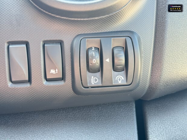 Renault Trafic LWB L2H1 Black Edition Energy Air Con Cam Nav EURO 6 NO VAT 23