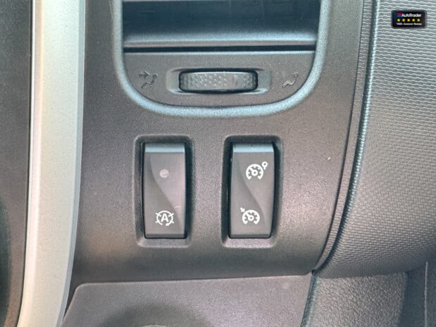 Renault Trafic LWB L2H1 Black Edition Energy Air Con Cam Nav EURO 6 NO VAT 41