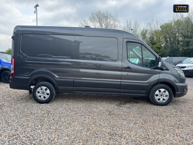 Ford Transit AUTO LWB L3H2 Medium Roof 350 Limited Air Alloys cruise Carplay EURO 6 5