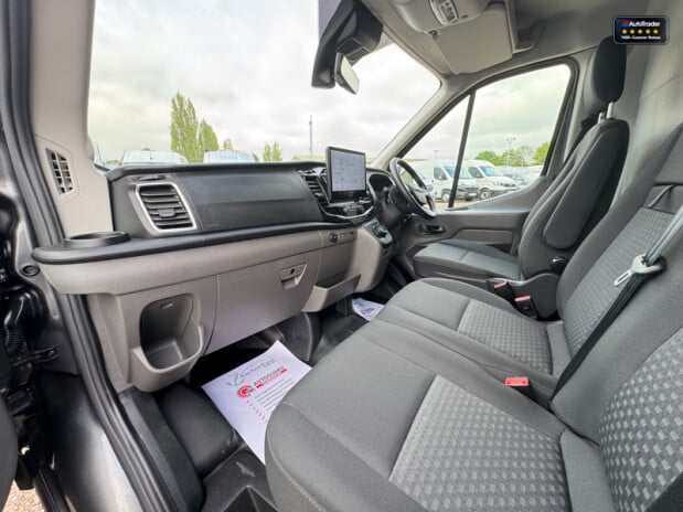 Ford Transit AUTO LWB L3H2 Medium Roof 350 Limited Air Alloys cruise Carplay EURO 6 15