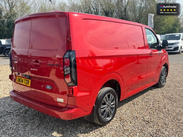 Ford Transit Custom SWB L1H1 [SOLD CR] 300 Limited Alloys Air Con Sensors Alloys Carplay EURO 6 6