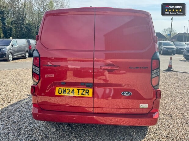 Ford Transit Custom SWB L1H1 [SOLD CR] 300 Limited Alloys Air Con Sensors Alloys Carplay EURO 6 7
